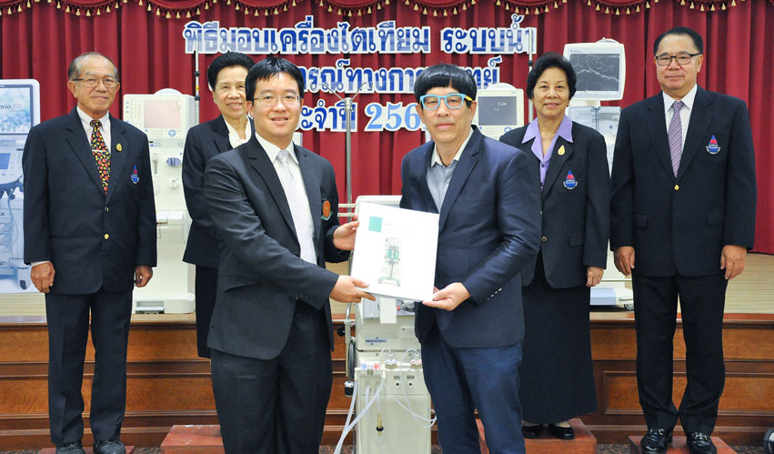 VST ECS (Thailand) present donation of Continuous Renal Replacement Therapies (CRRT) to Thammasat University Hospital