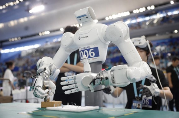 OmniHand Intelligent Hand แสดงความสามารถด้านการหยิบจับวัตถุที่ต้องการความละเอียดสูง