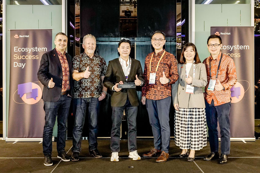 วีเอสที อีซีเอส (ประเทศไทย) คว้ารางวัล Value Added Distributor of the Year Ecosystem Award ASEAN 2026 จาก Red Hat